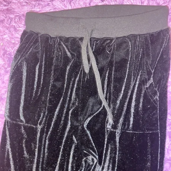 Black Velvet Flare Pants - Picture 3 of 6